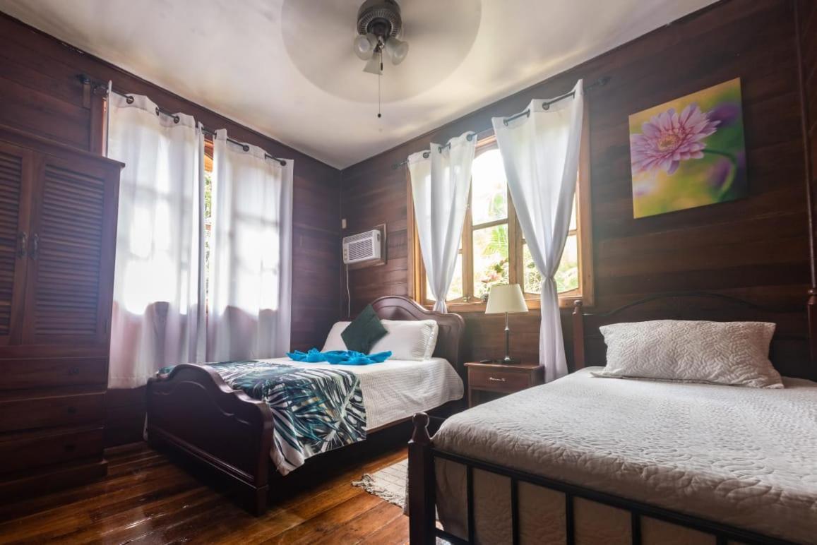 Hotel Tierra Verde Bed And Breakfast Bocas del Toro Exterior foto